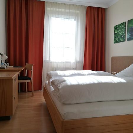 Hotel Lowen Bludenz Exterior foto